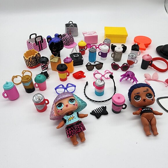 Lot of 47 Assorted LOL Surprise OMG Dolls Accessories Clothes Bottles Glasses - Picture 3 of 7